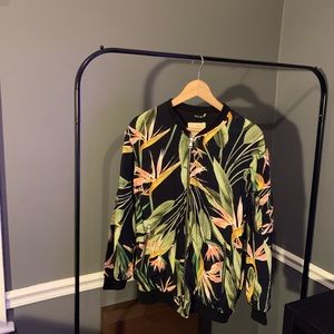 Light weight bomber jacket